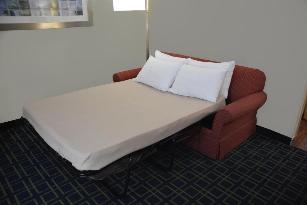 Quality Inn & Suites Dublin Extérieur photo