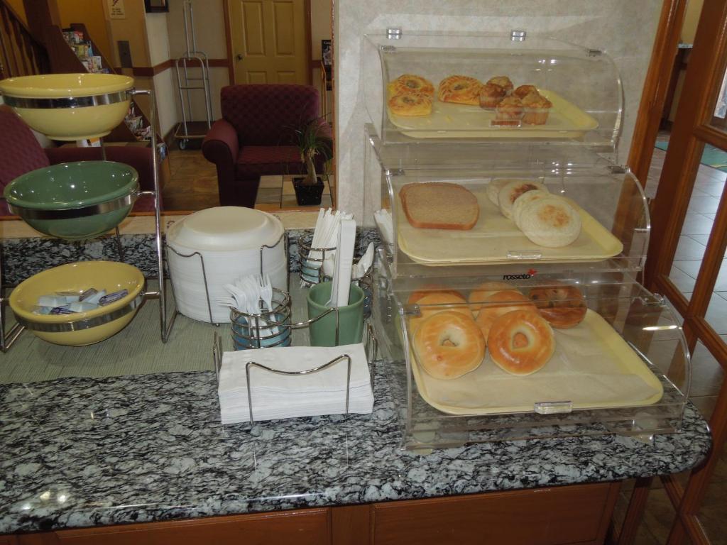Quality Inn & Suites Dublin Extérieur photo
